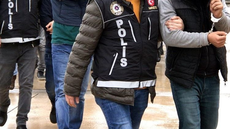 Kocaeli’de 3 kişinin öldüğü silahlı saldırıya ilişkin 6 tutuklama