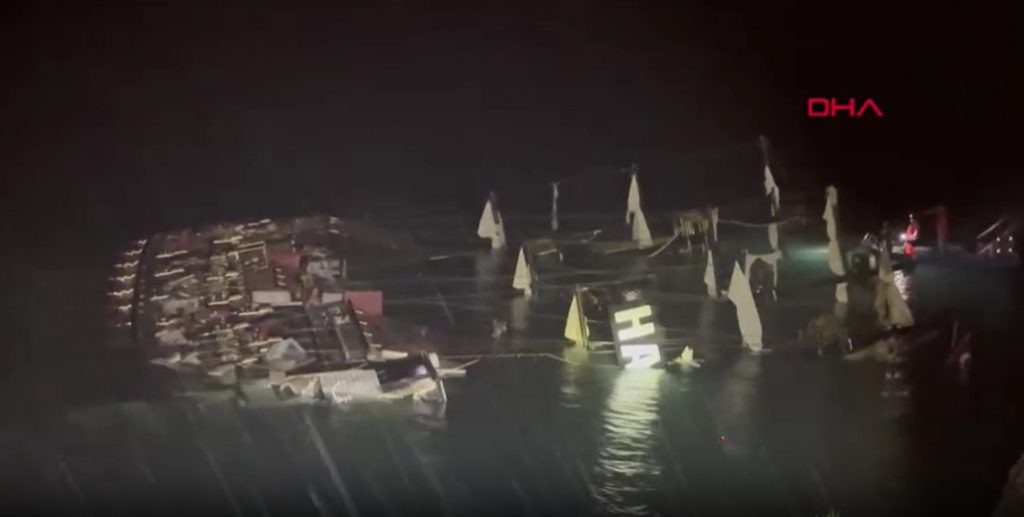 Fethiye’de tur teknesi battı: 6 kişi kurtarıldı, 1 kişi kayıp