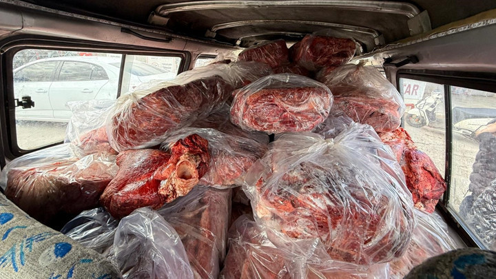 Gaziantep’te mide bulandıran görüntü! 1,6 ton sakatat imha edildi