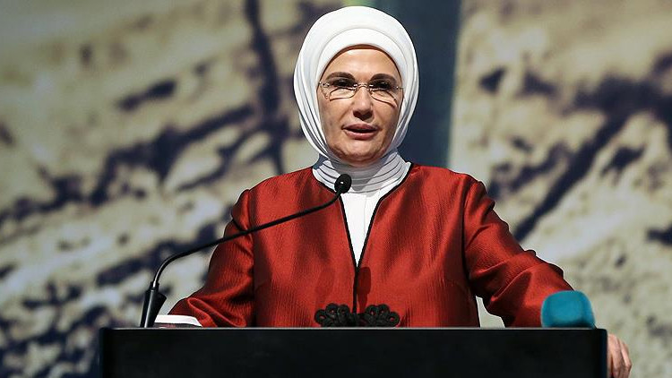 Emine Erdoğan’dan 23 Nisan mesajı