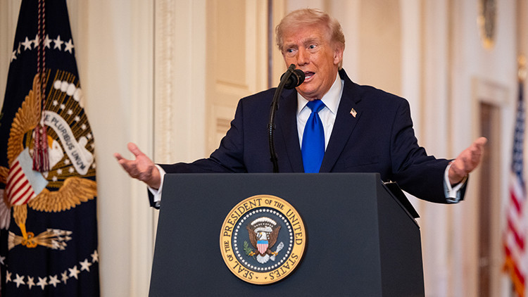 ABD, Trump’ın görselinin yer aldığı pasaportlar basacak