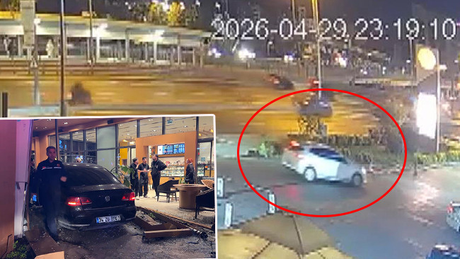 Bakırköy’de otomobil kafeye daldı: 6 yaralı!